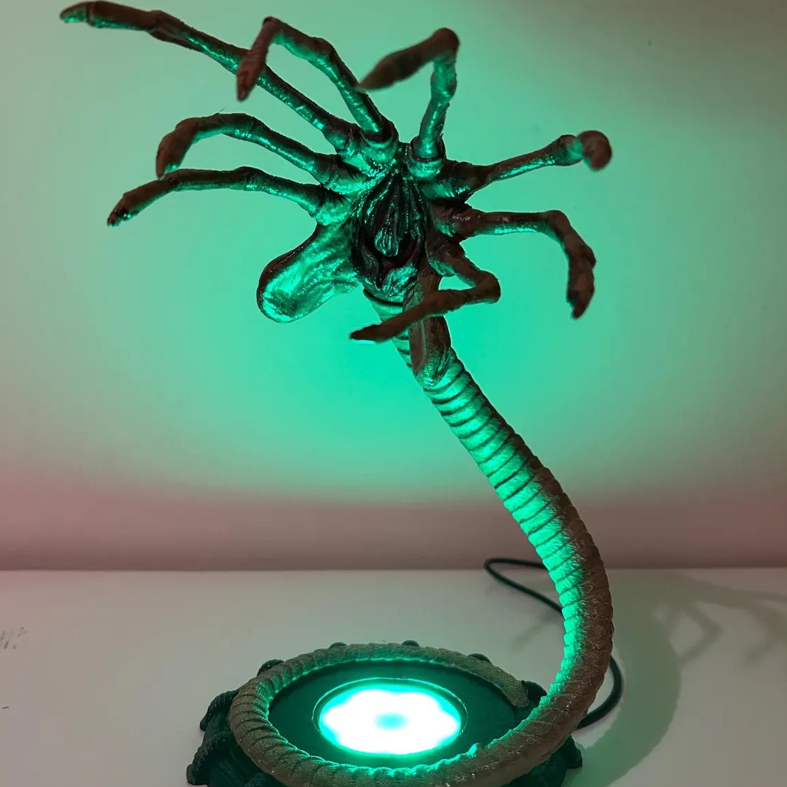 Alien Facehugger Lamp Nightlig - Halloween Party Supplies 评论和价格